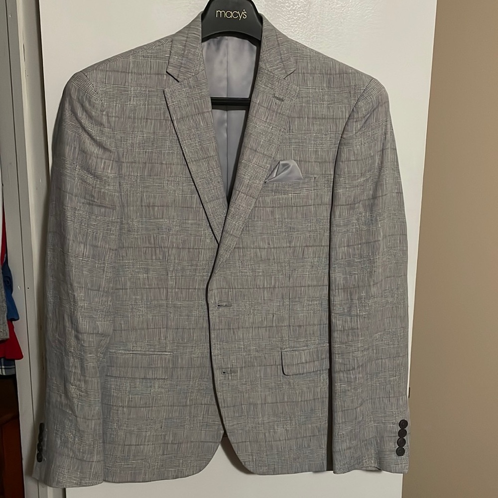Bar III pants are 30W 30L suit jacket is US 38S. Both are slim fit